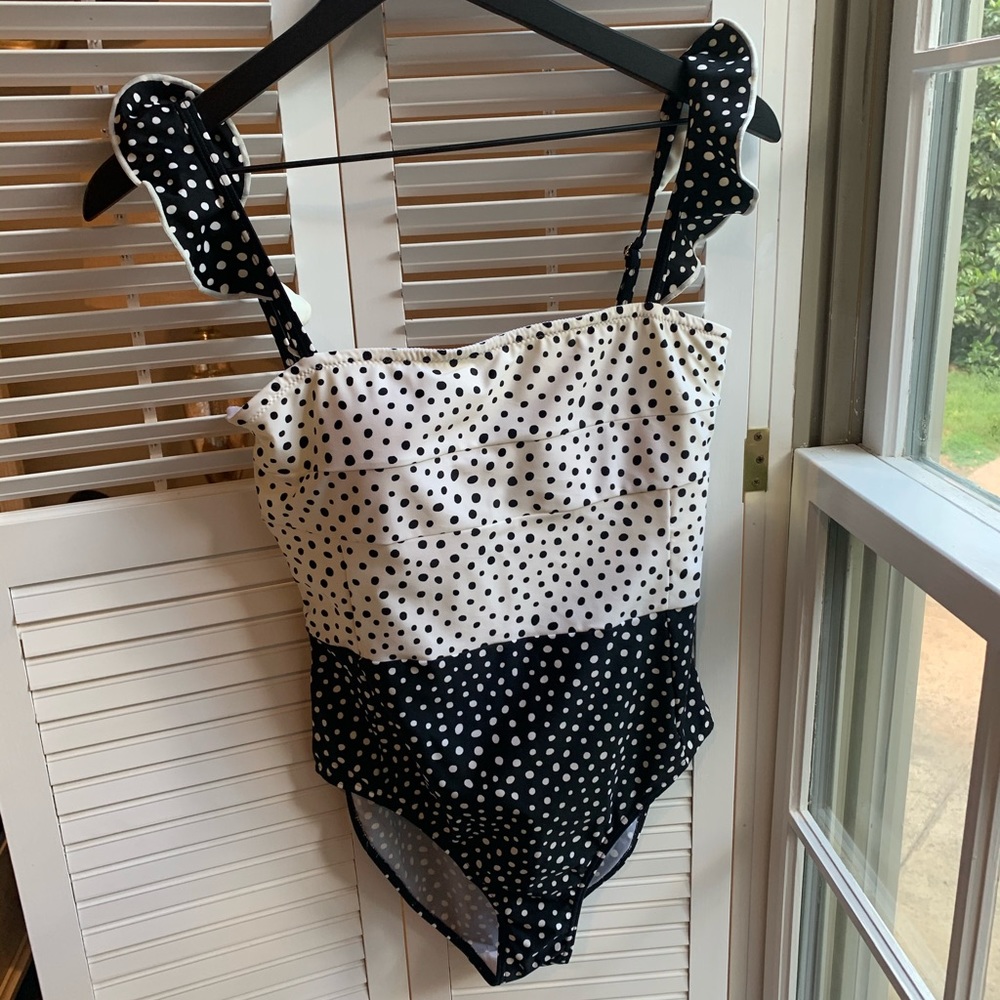 Summersalt ruffle oasis suit